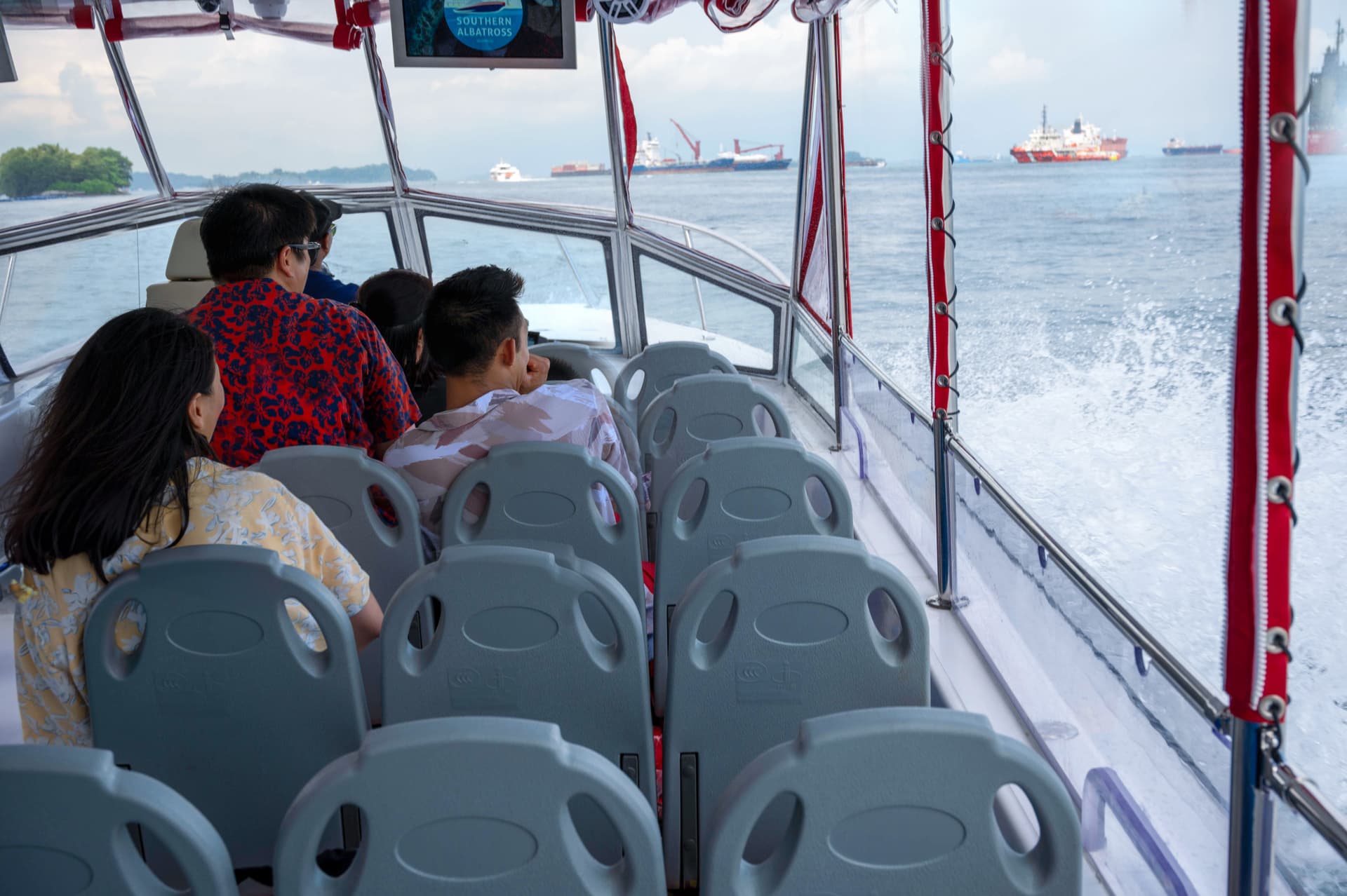 Albatross Hop-On Hop-Off Speedboat Pass - image 10